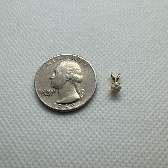 14k Yellow Gold Diamond Solitaire Pendant Round 4 Prong, 0.15 TCW, 0.24g - Picture 11 of 15